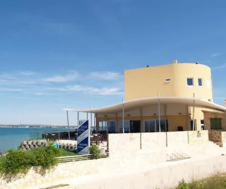 Διαμέρισμα & Restaurant Condura Croatica Nin-sabunike