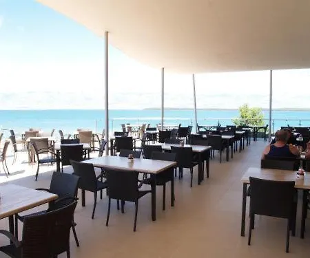 & Restaurant Condura Croatica Nin-sabunike Nin