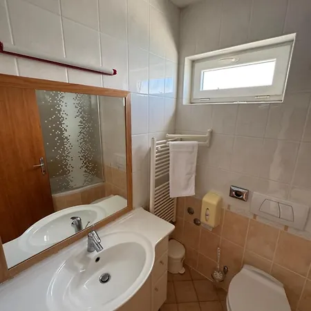 Appartamento & Restaurant Condura Croatica Nin-sabunike