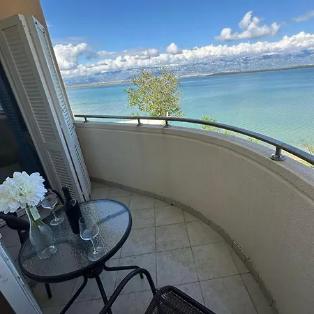 & Restaurant Condura Croatica Nin-sabunike *