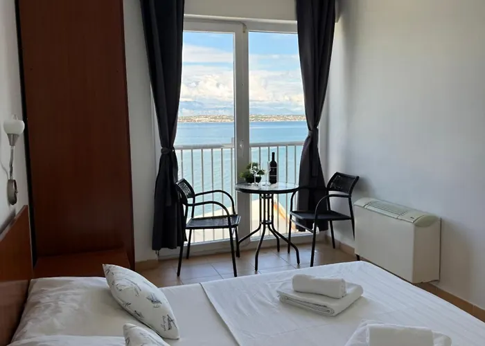 דירה & Restaurant Condura Croatica Nin-sabunike