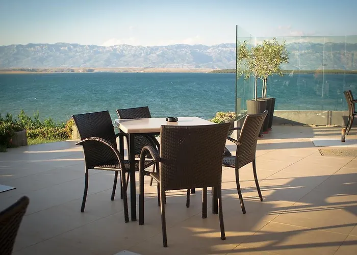 Daire & Restaurant Condura Croatica Nin-sabunike *