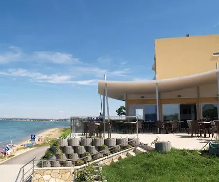 & Restaurant Condura Croatica Nin-sabunike Apartment *