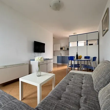 Apartments & Restaurant Condura Croatica Nin-Sabunike * 닌