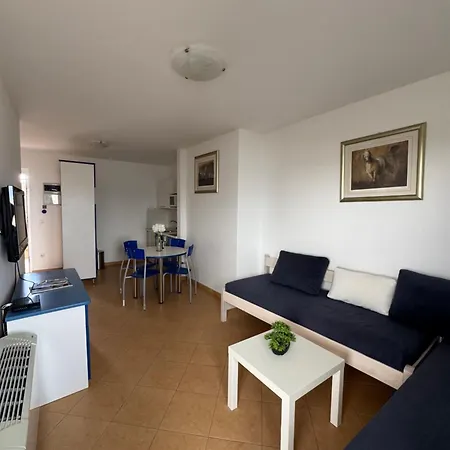 Apartments & Restaurant Condura Croatica Nin-Sabunike 닌